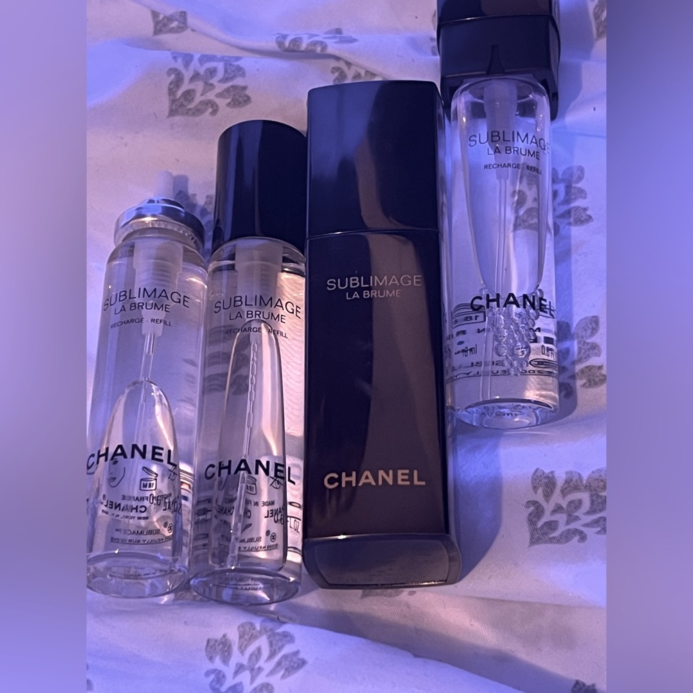Chanel sublimage facial mist with 3 refills. NEVER BEEN USED NO BOX